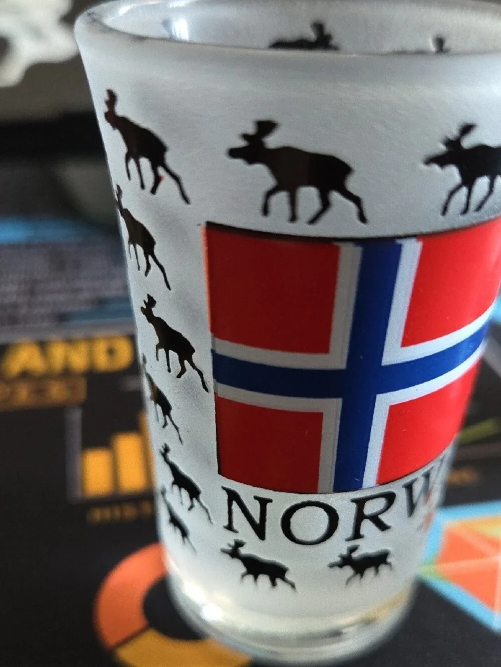 Norway Flag Glass Shot Glass with Moose Design - Red/Blue/White